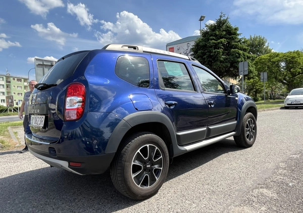 Dacia Duster cena 41700 przebieg: 124500, rok produkcji 2016 z Kalisz małe 232
